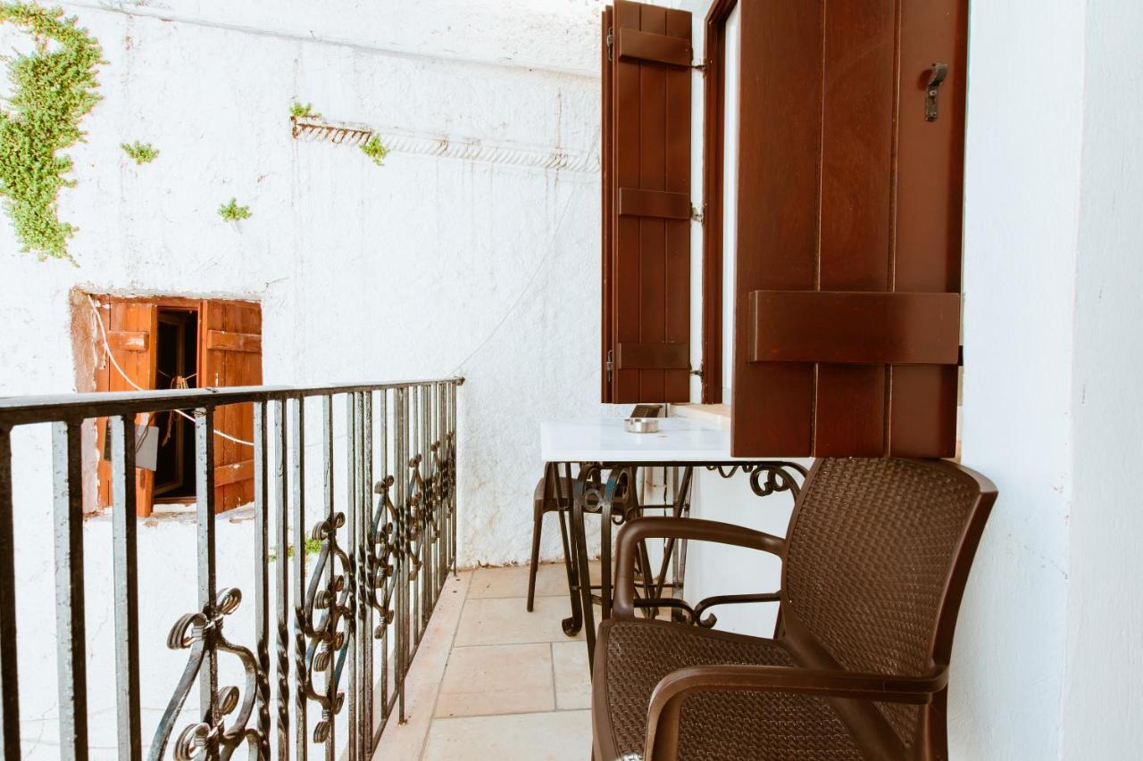 Bozzali Deluxe Hotel Hriszí Aktí Haniá Kültér fotó
