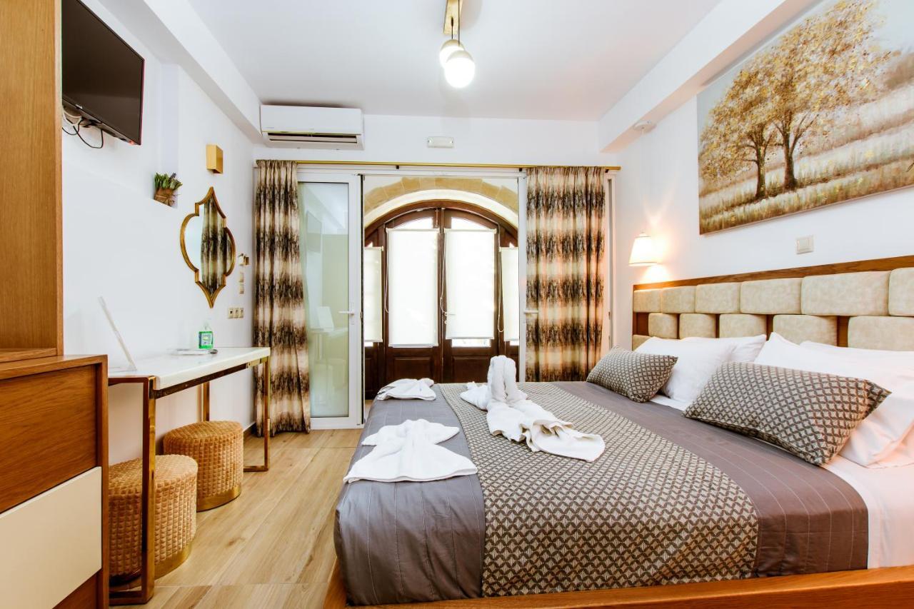 Bozzali Deluxe Hotel Hriszí Aktí Haniá Kültér fotó