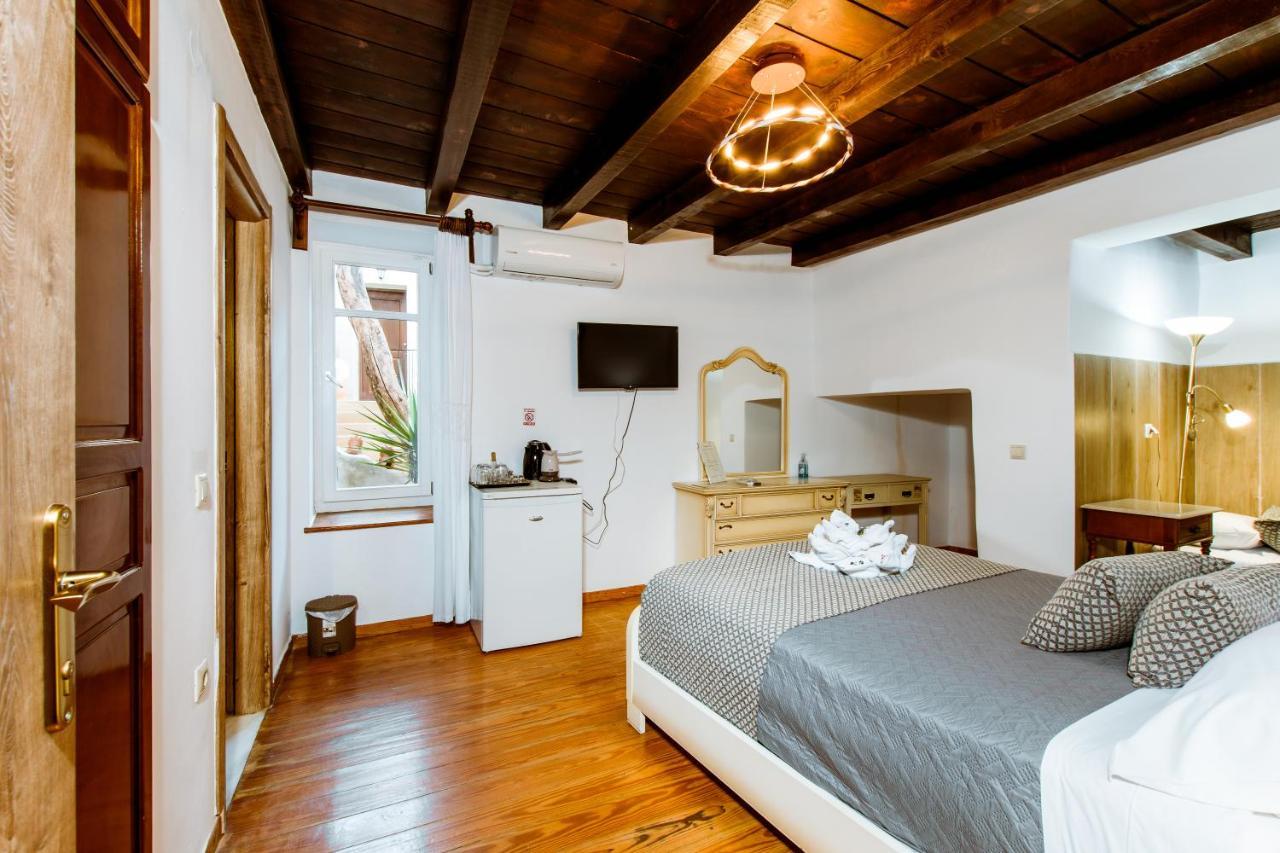 Bozzali Deluxe Hotel Hriszí Aktí Haniá Kültér fotó